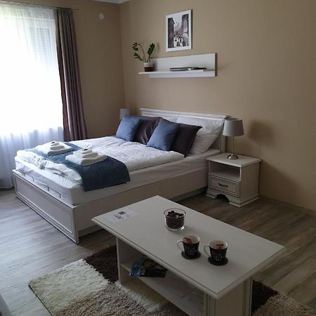 אגר Royal Apartman מראה חיצוני תמונה
